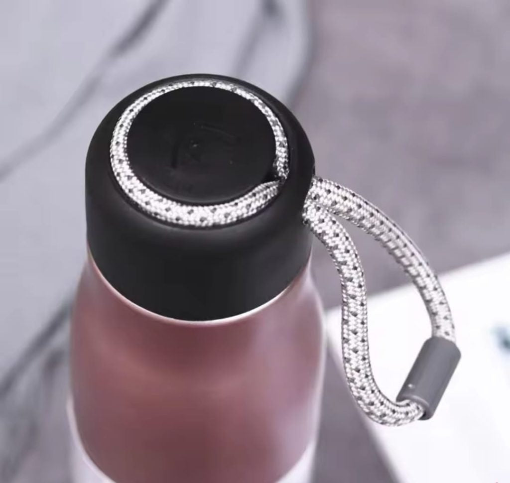 Stainless Steel Insulated Vacuum Water Bottle – 550ml Cola Shape (Random Color)